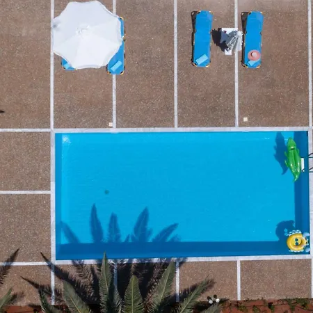 Blue Horizon- Creta *